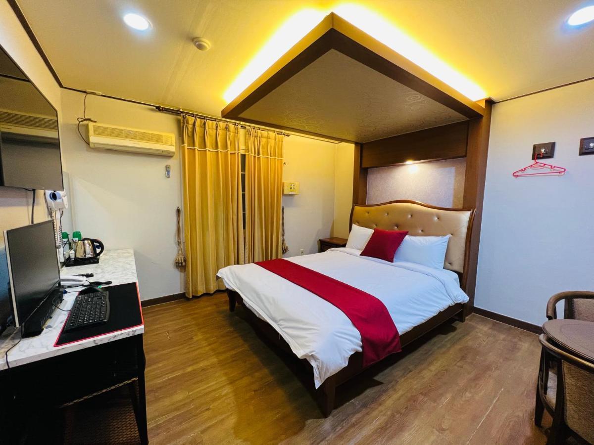 Sweet Hotel Jeju Buitenkant foto