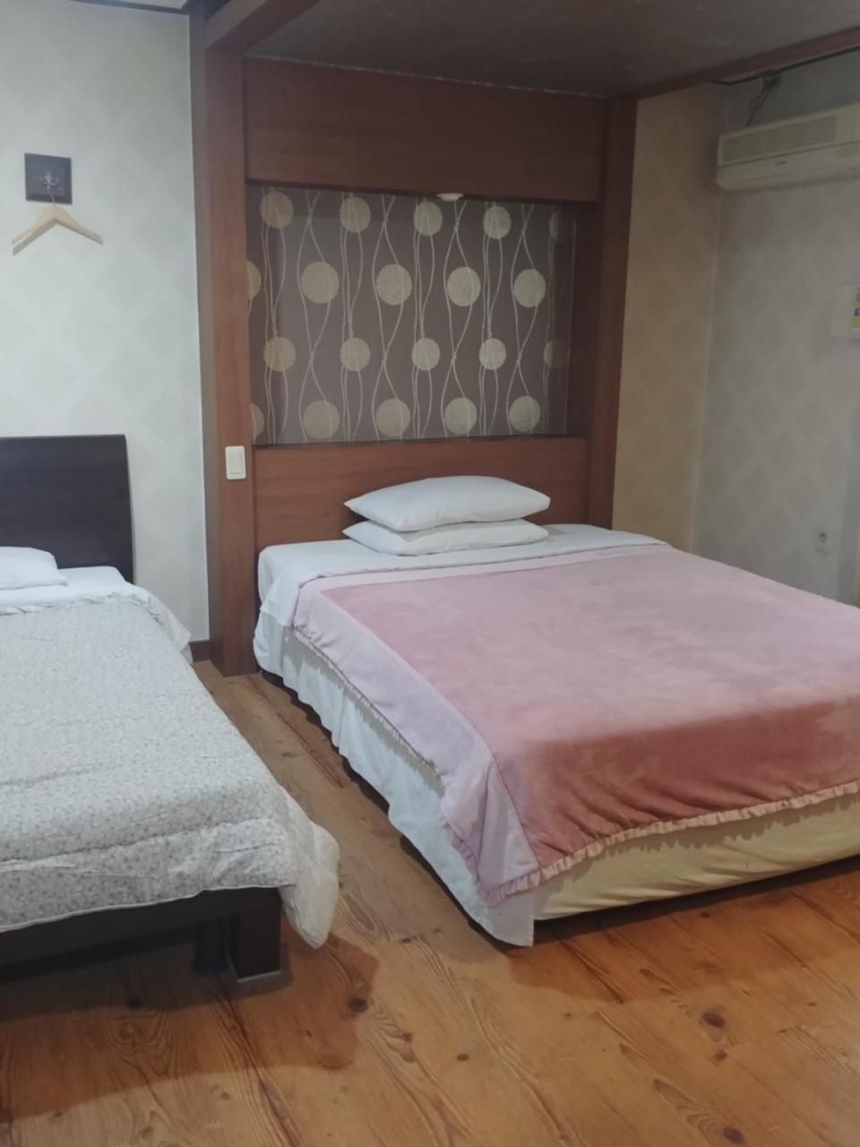 Sweet Hotel Jeju Buitenkant foto